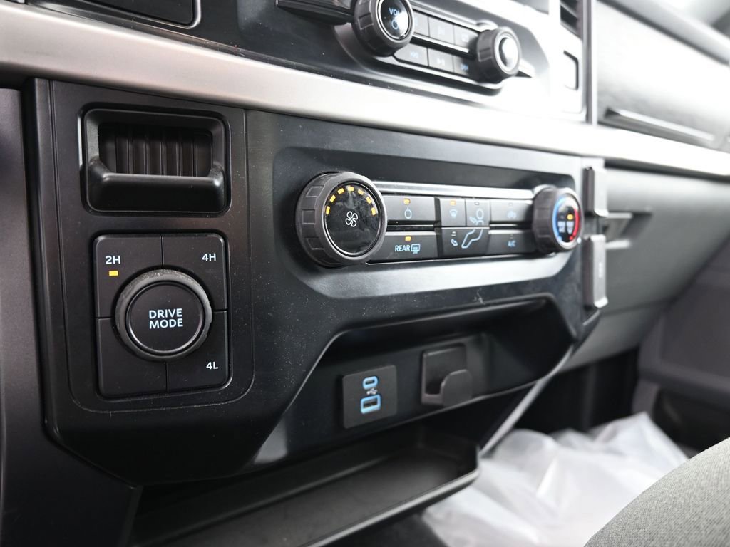 Used 2023 Ford F150 XLT image 27