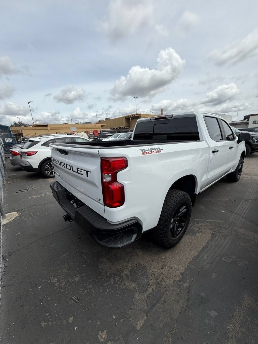 Used 2021 Chevrolet Silverado 1500 LT Trail Boss w/ Convenience Package II AWD/4WD image 6