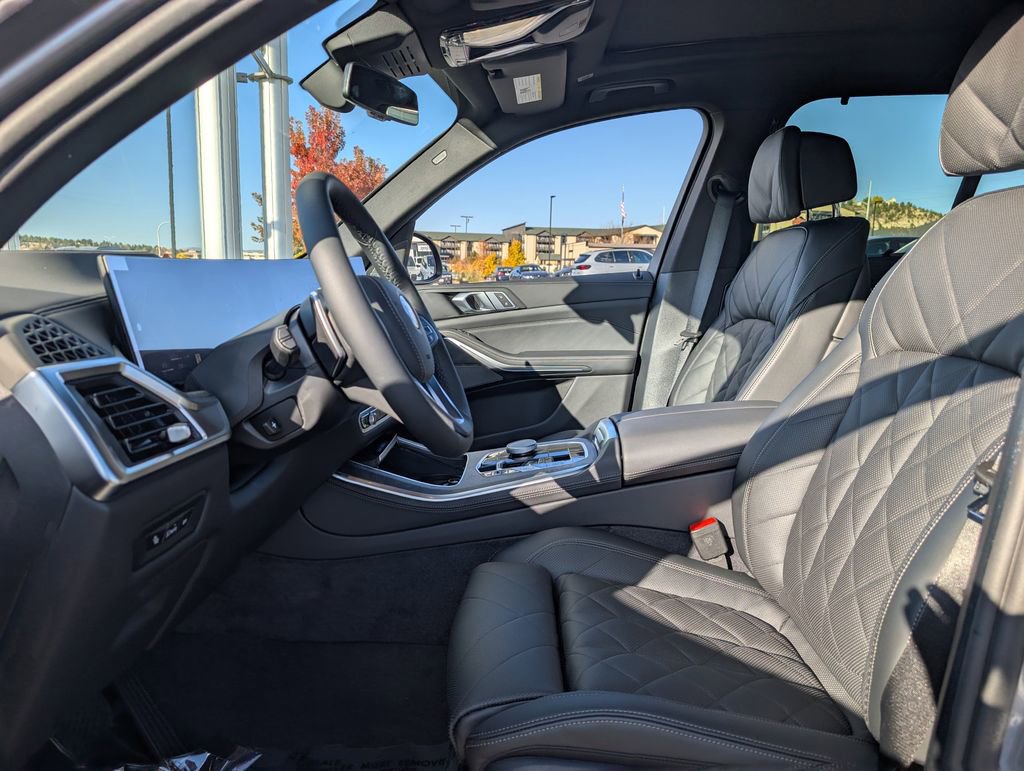 Used 2026 BMW X5 xDrive40i image 11