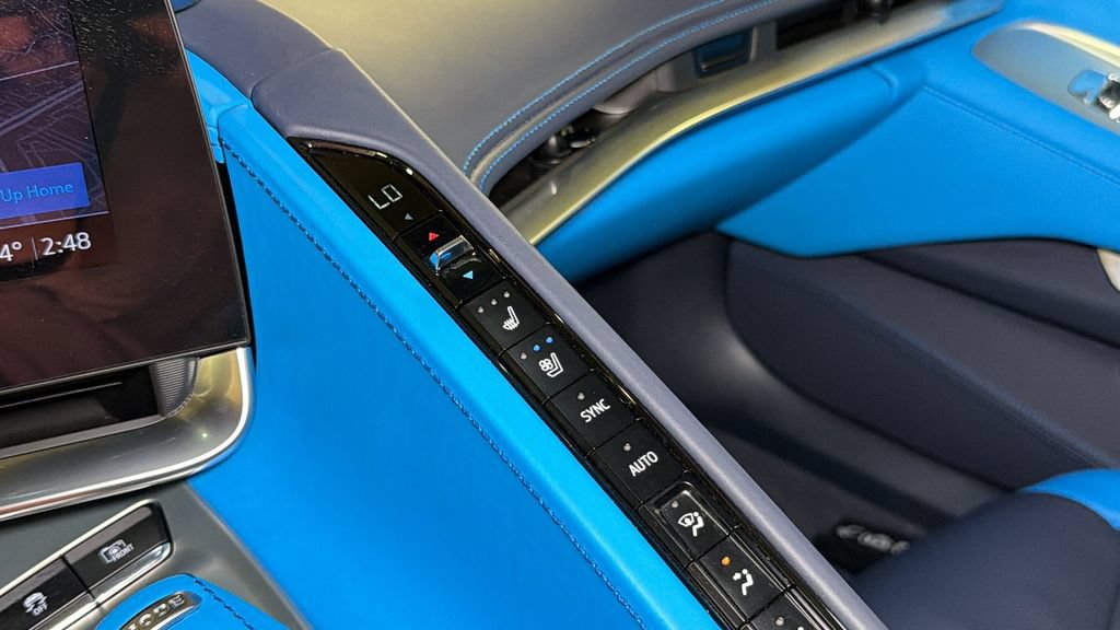 Used 2022 Chevrolet Corvette Stingray Premium Cpe w/ 3LT RWD image 28