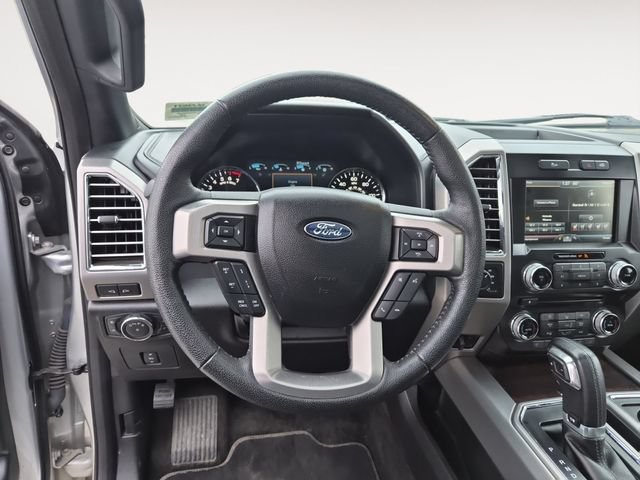 Used 2015 Ford F150 Platinum w/ Equipment Group 701A Luxury AWD/4WD image 13