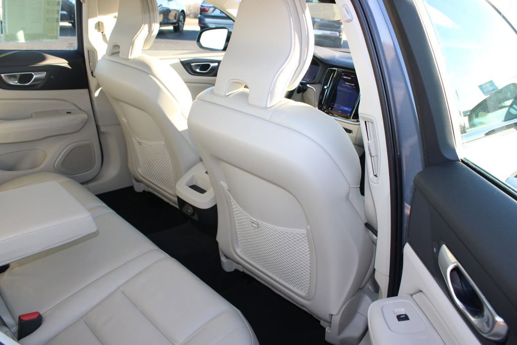 Used 2024 Volvo S60 B5 Plus image 33