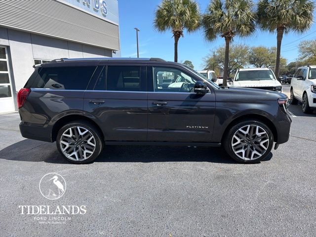 New 2026 Ford Expedition Platinum w/ Platinum Ultimate Package AWD/4WD image 9