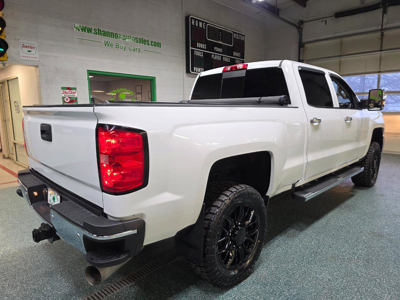 Used 2019 Chevrolet Silverado 2500 LTZ w/ Duramax Plus Package image 6