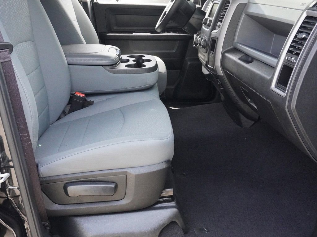 Used 2018 RAM 1500 Express w/ Express Value Package AWD/4WD image 22