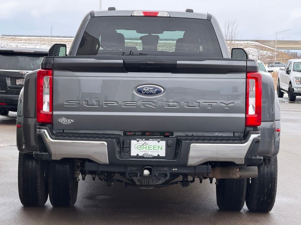 Used 2024 Ford F350 XLT image 8