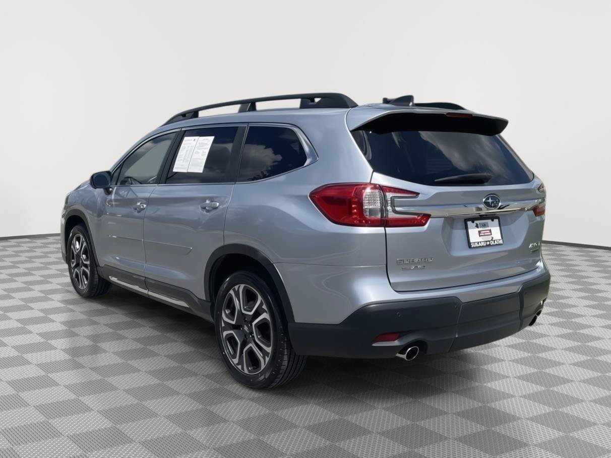 Certified 2023 Subaru Ascent Limited w/ Technology Package AWD/4WD image 11