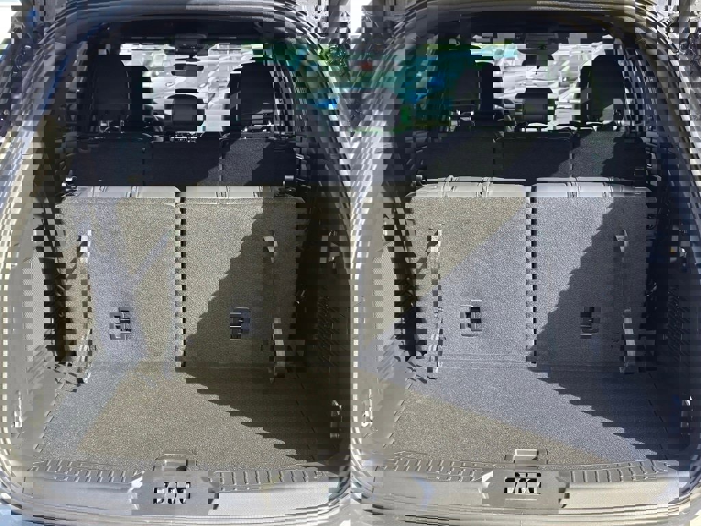 New 2026 Ford Explorer ST-Line w/ ST-Line Street Pack image 24