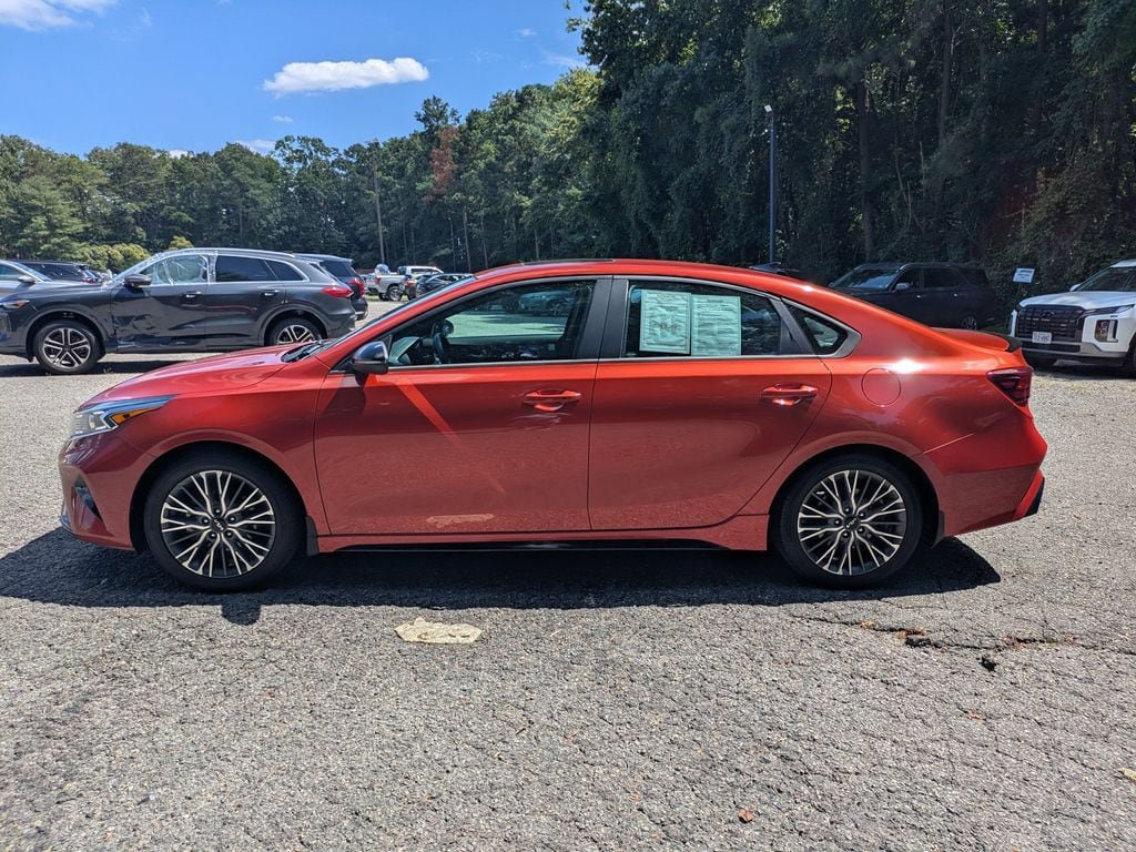 Used 2022 Kia Forte GT-Line w/ GT-Line Premium Package FWD image 7