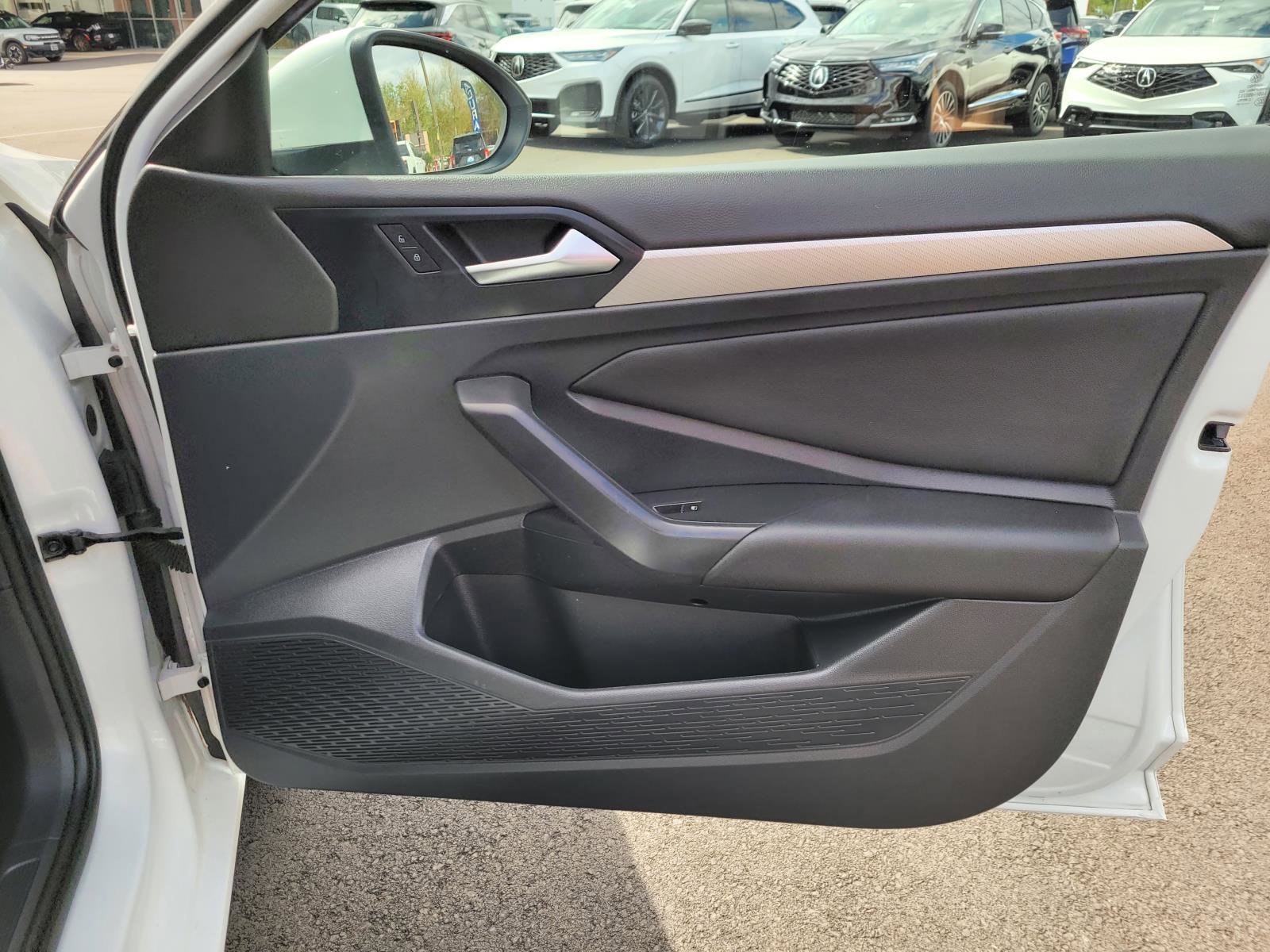 Used 2021 Volkswagen Jetta R-Line FWD image 22