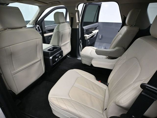 Used 2021 Ford Expedition Platinum image 40