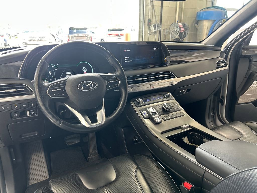 Used 2022 Hyundai Palisade Calligraphy w/ Cargo Package image 10