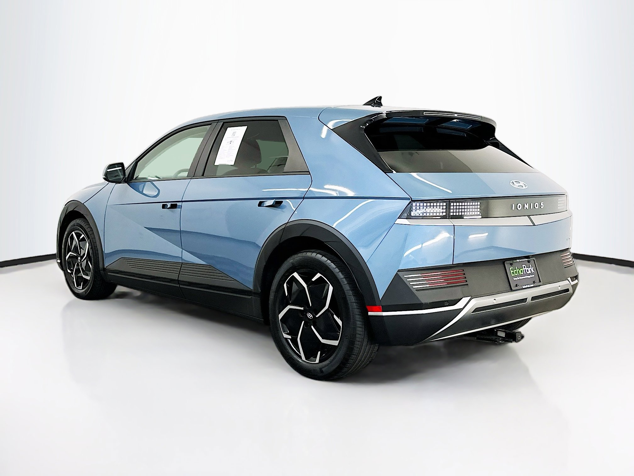 Used 2024 Hyundai Ioniq 5 SEL image 5