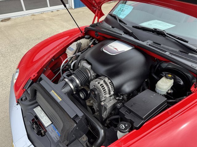 Used 2005 Chevrolet SSR w/ Preferred Equipment Group RWD image 11