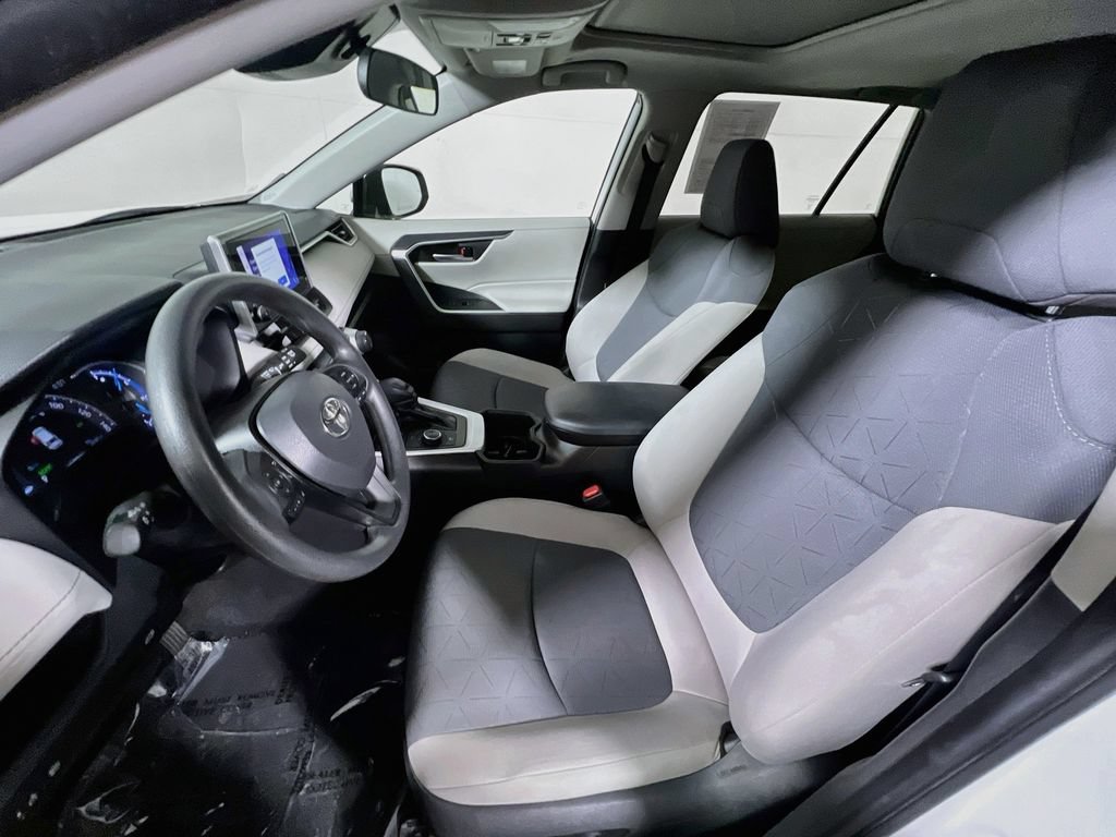 Certified 2023 Toyota RAV4 XLE w/ Convenience Package AWD/4WD image 18