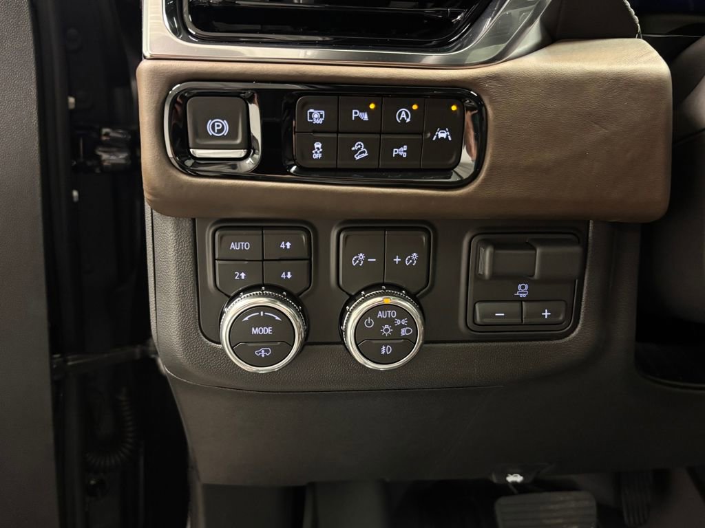 New 2026 GMC Yukon XL Denali Ultimate w/ LPO, Floor Liner Package image 36