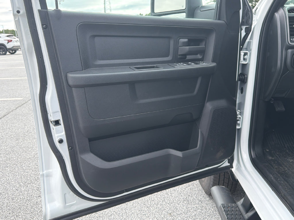 New 2026 RAM 3500 Tradesman AWD/4WD image 10