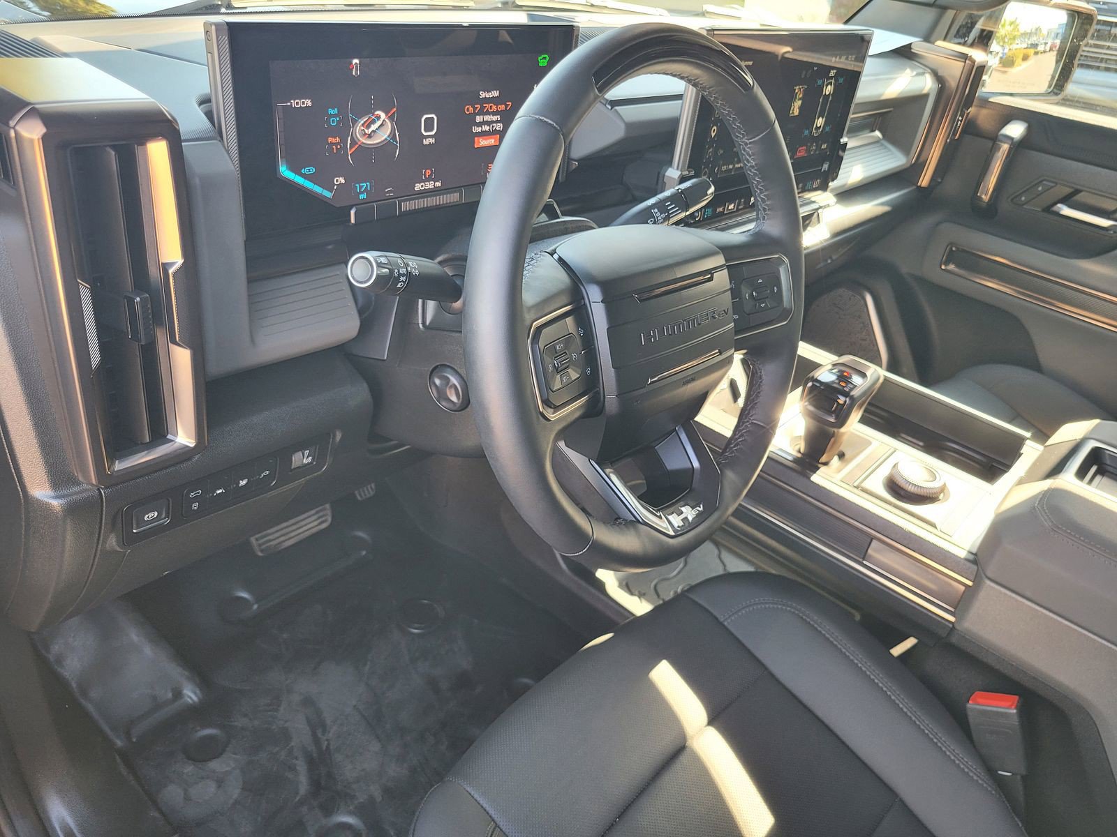 Used 2024 GMC Hummer EV 2X w/ Extreme Off-Road Package AWD/4WD image 8