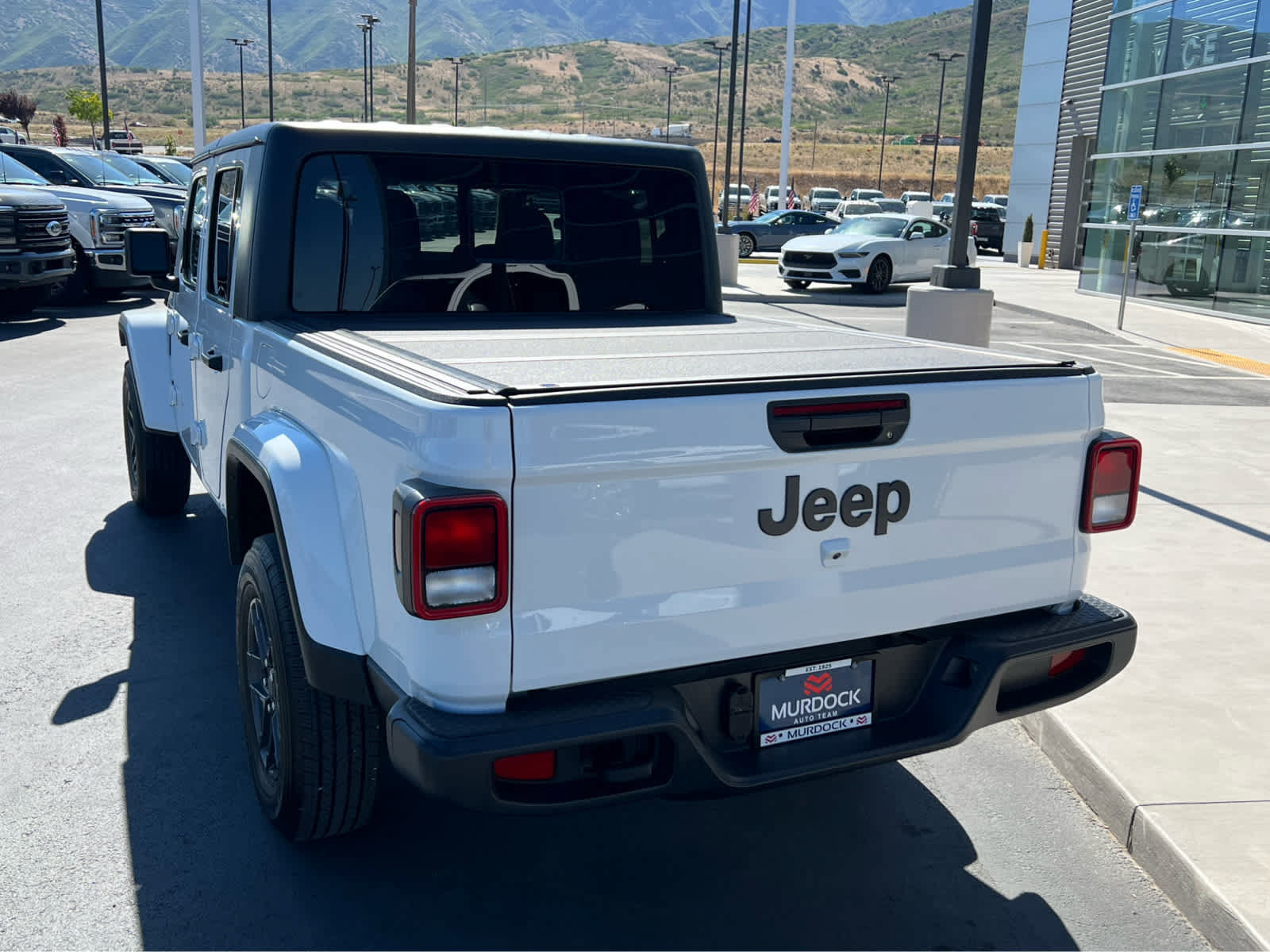 Used 2024 Jeep Gladiator Sport AWD/4WD image 10