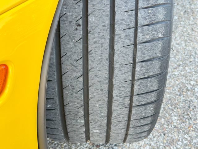Used 2006 Chevrolet Corvette Z06 w/ Preferred Equipment Group RWD image 20