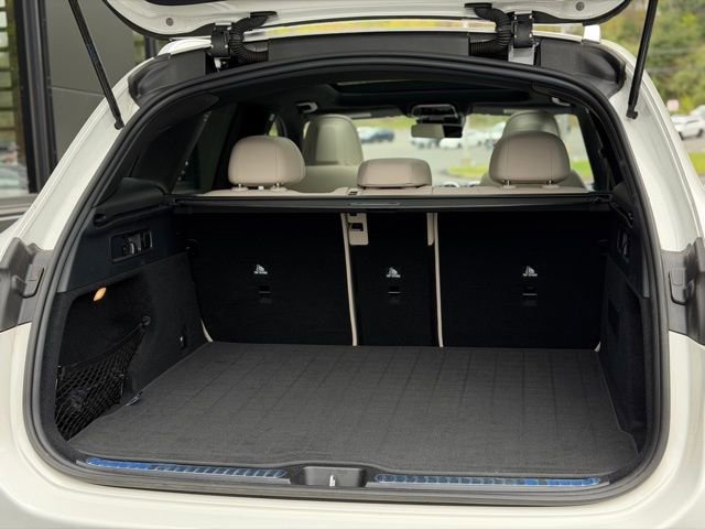 Used 2025 Mercedes-Benz GLC 300 4MATIC image 64