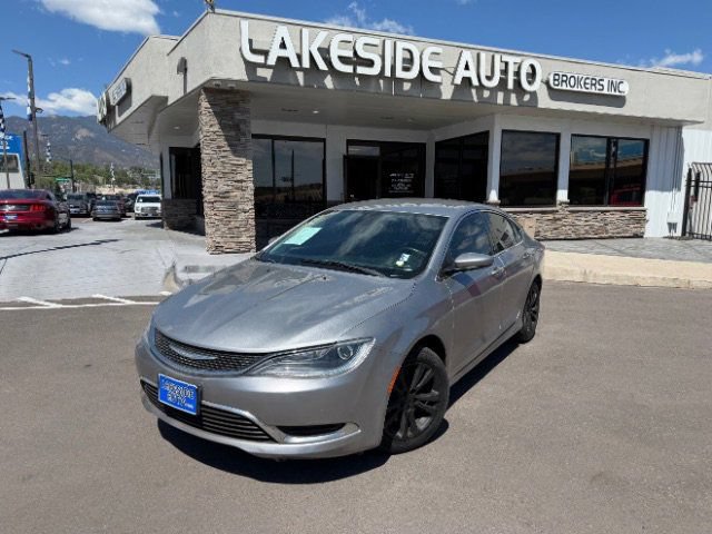 Used 2016 Chrysler 200 Limited FWD image 1