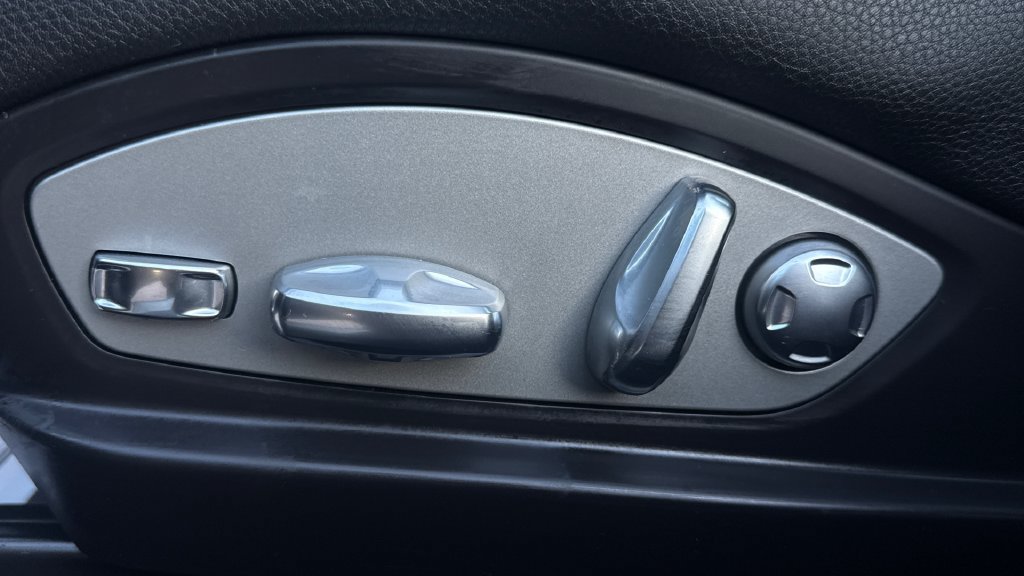 Used 2012 Porsche Panamera 4S image 24