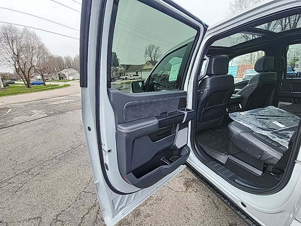 New 2026 Ford F150 Platinum w/ Equipment Group 702A High AWD/4WD image 18
