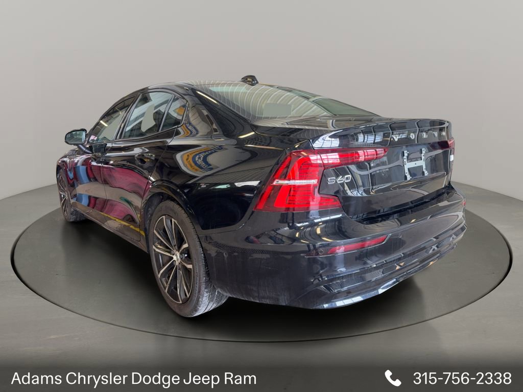 Used 2023 Volvo S60 T8 Plus image 5