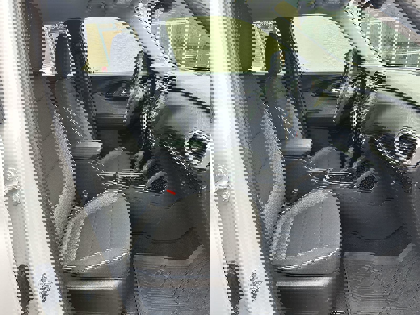 Used 2022 Chevrolet TrailBlazer LS image 22