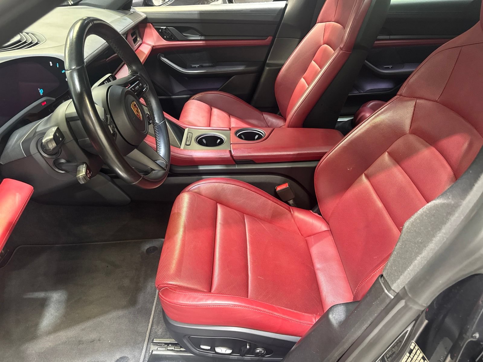 Used 2020 Porsche Taycan 4S AWD/4WD image 19