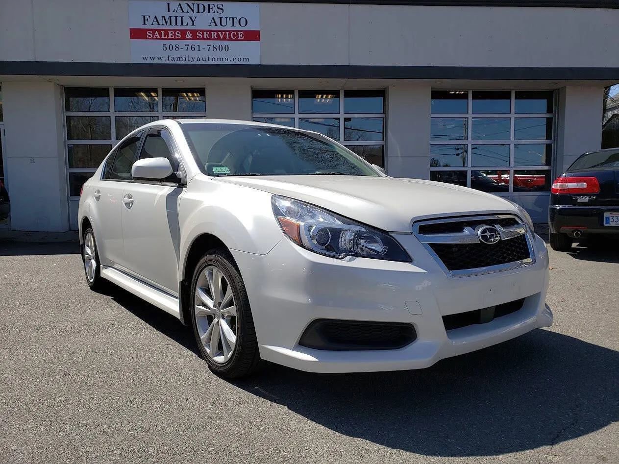 Used 2014 Subaru Legacy 2.5i Premium image 7
