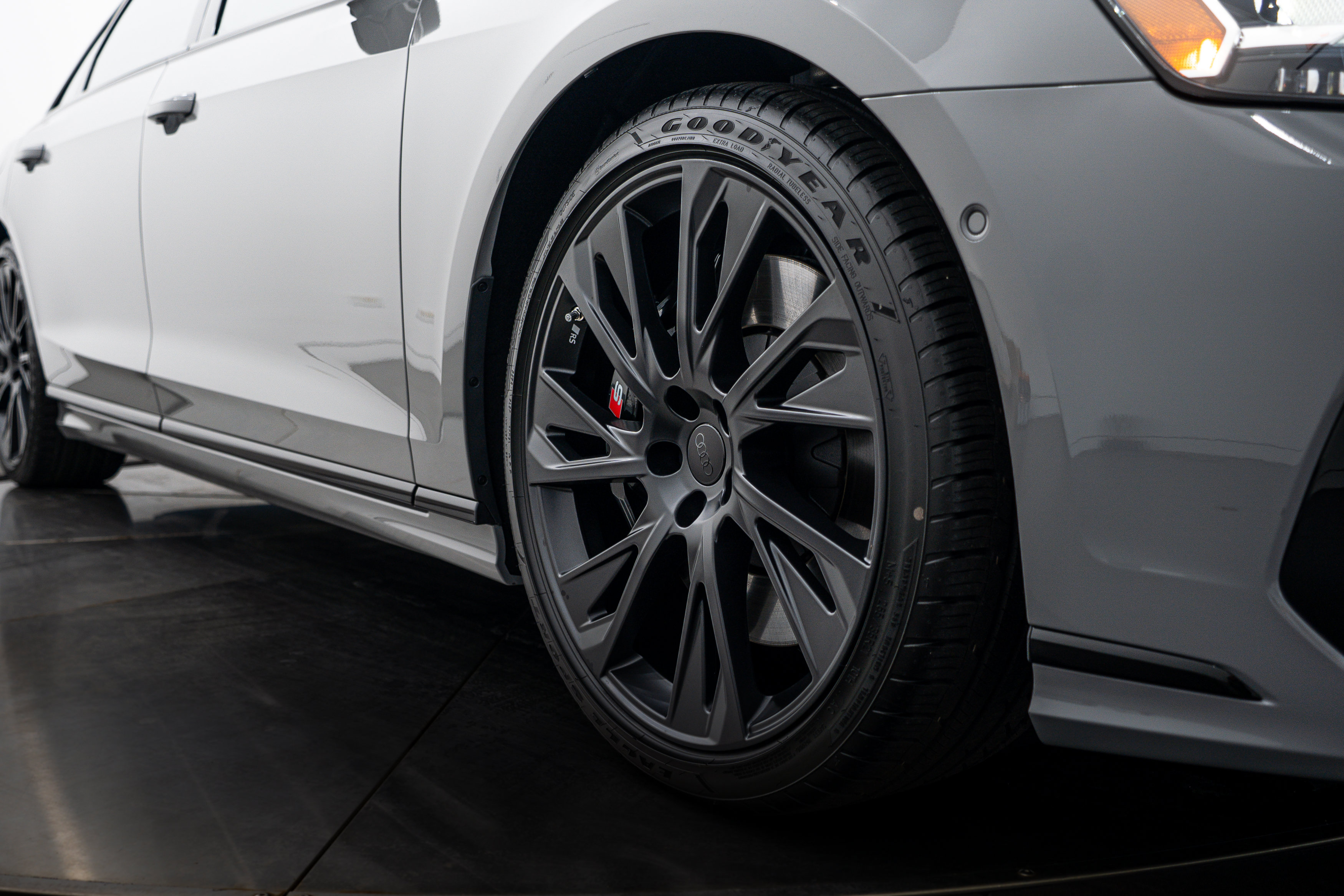 New 2026 Audi S8 AWD/4WD image 25
