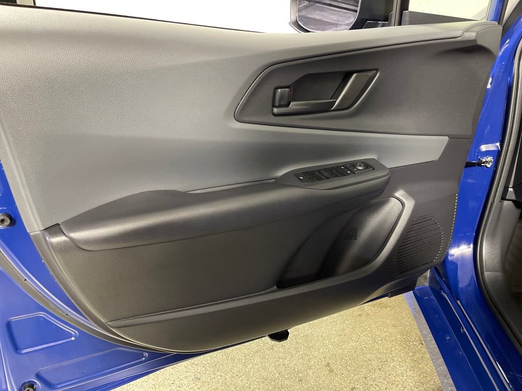 Used 2025 Toyota Prius LE image 17