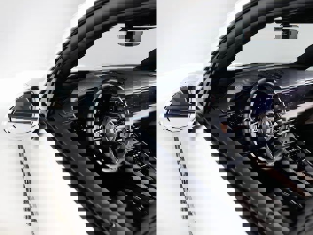 New 2026 Porsche Macan 4 Electric image 24