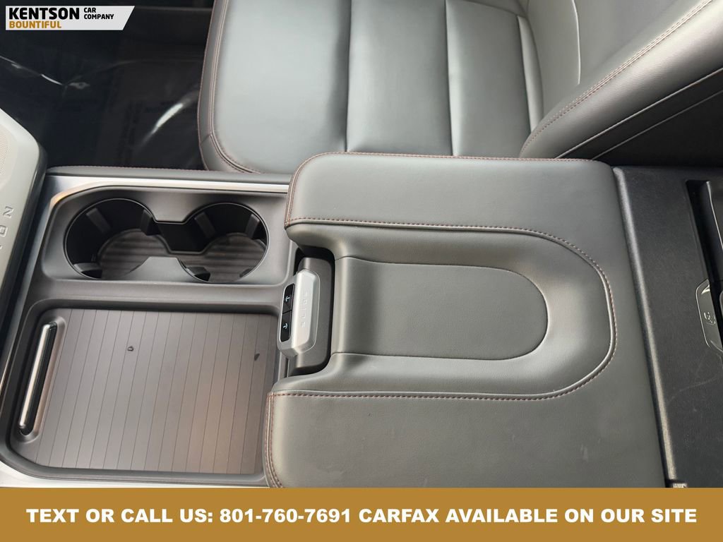 Used 2025 Ford Expedition Max Active image 24