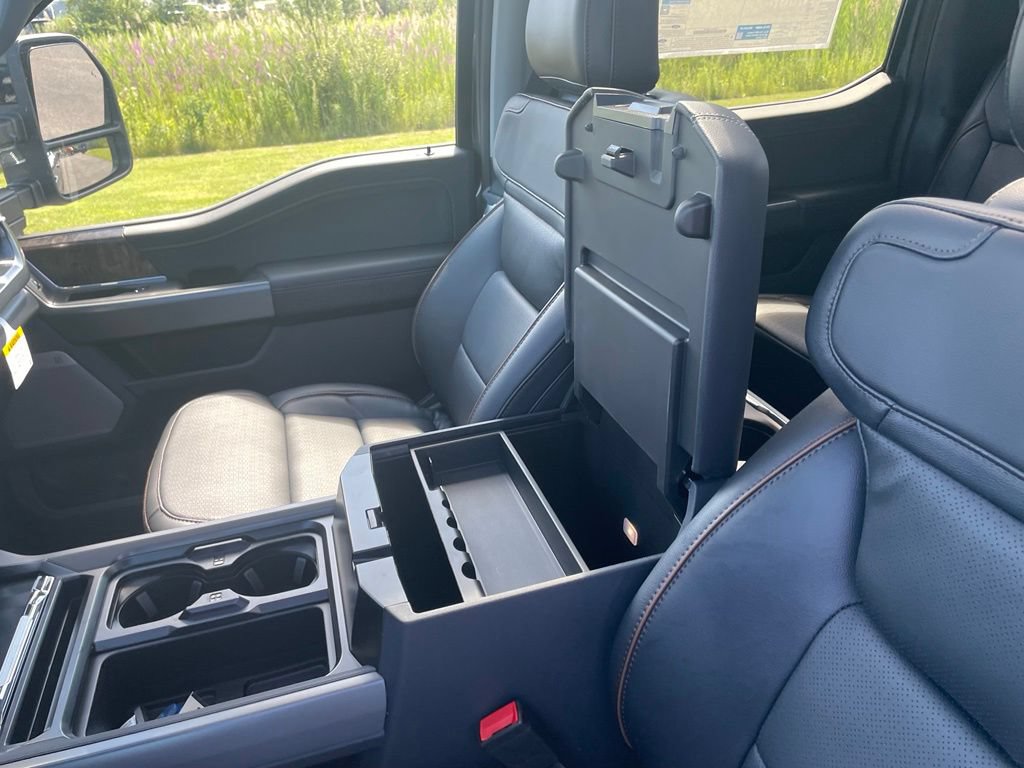 New 2026 Ford F350 Lariat w/ Black Appearance Package AWD/4WD image 31