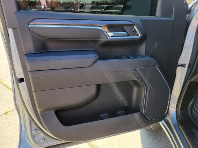 Used 2025 Chevrolet Silverado 1500 LT Trail Boss image 24