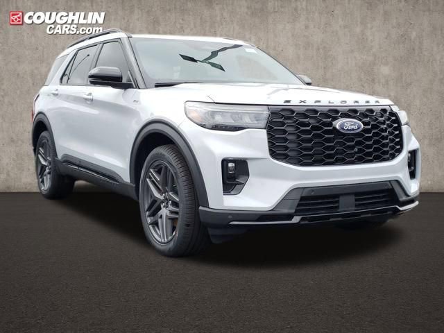 New 2026 Ford Explorer ST-Line w/ ST-Line Street Pack