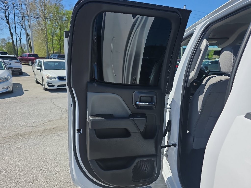 Used 2018 Chevrolet Silverado 1500 Custom w/ Trailering Package AWD/4WD image 16