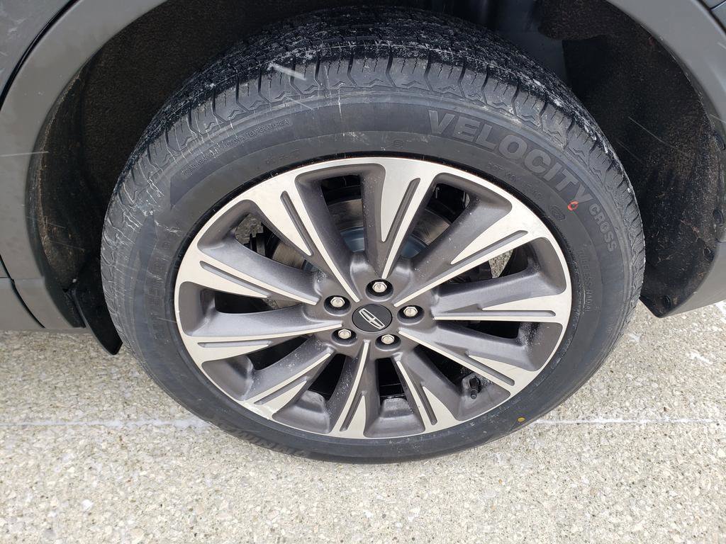 Used 2021 Lincoln Corsair Reserve w/ Elements Package image 43