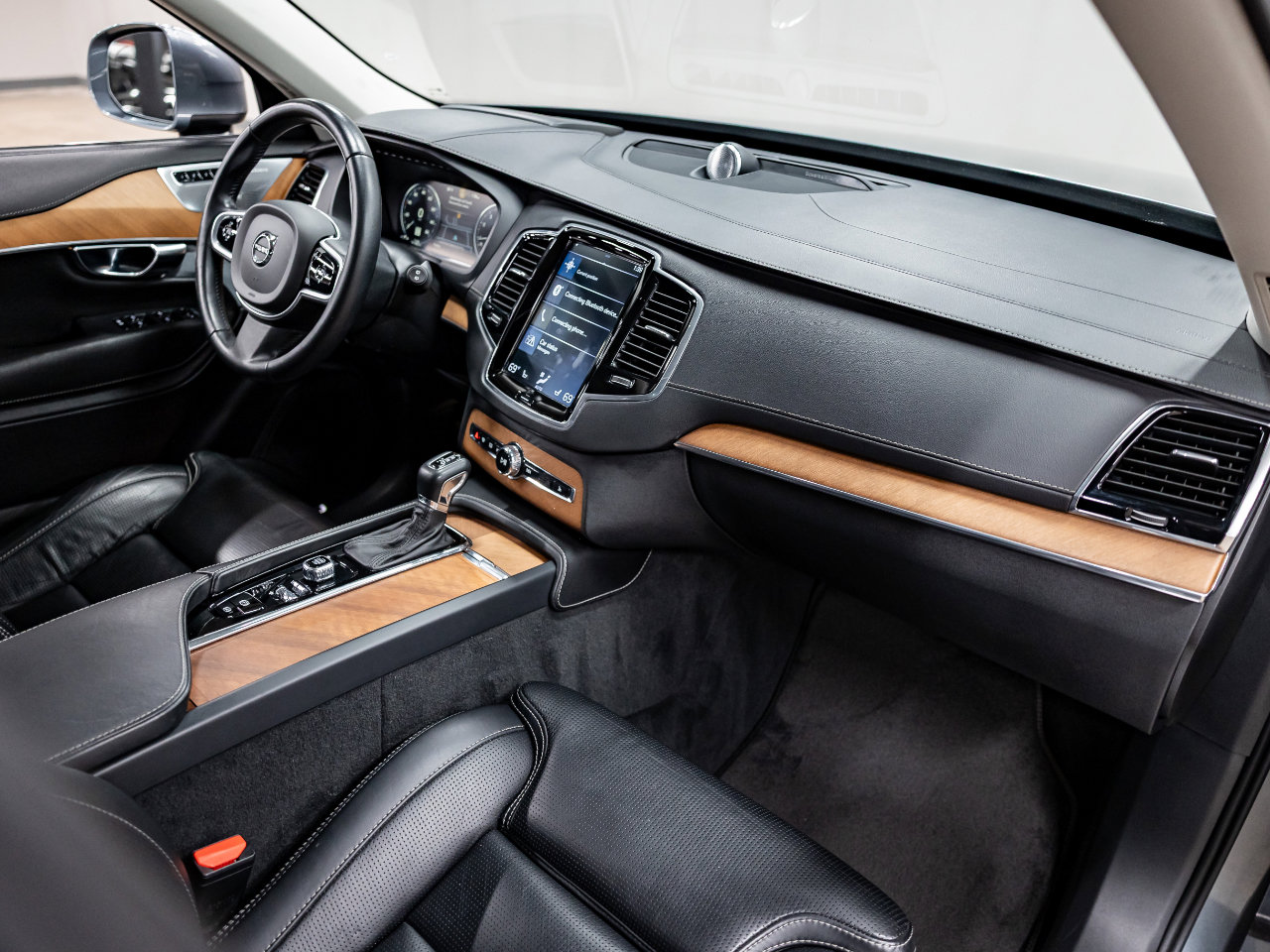 Used 2019 Volvo XC90 T6 Inscription w/ Advanced Package image 6