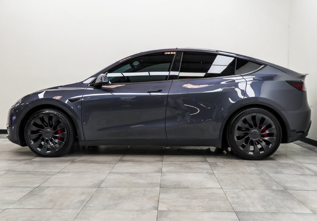 Used 2022 Tesla Model Y Performance AWD/4WD image 7