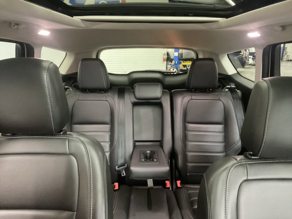 Used 2019 Ford Escape SEL image 30