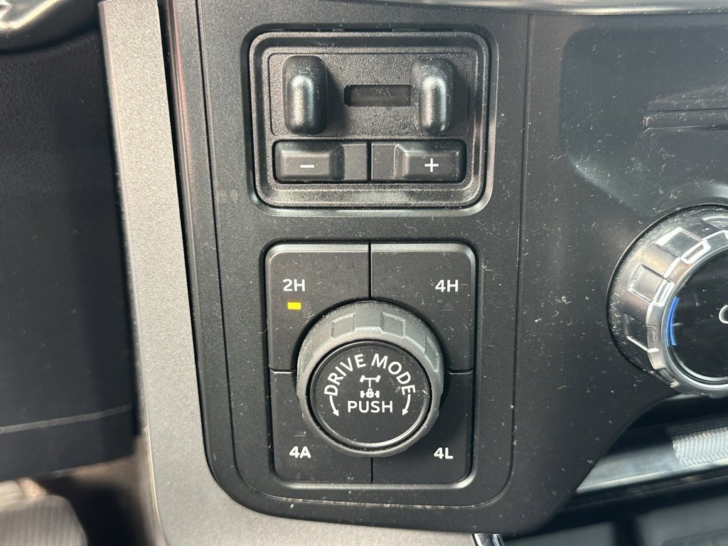 Used 2022 Ford F150 Lariat w/ Equipment Group 502A High image 7