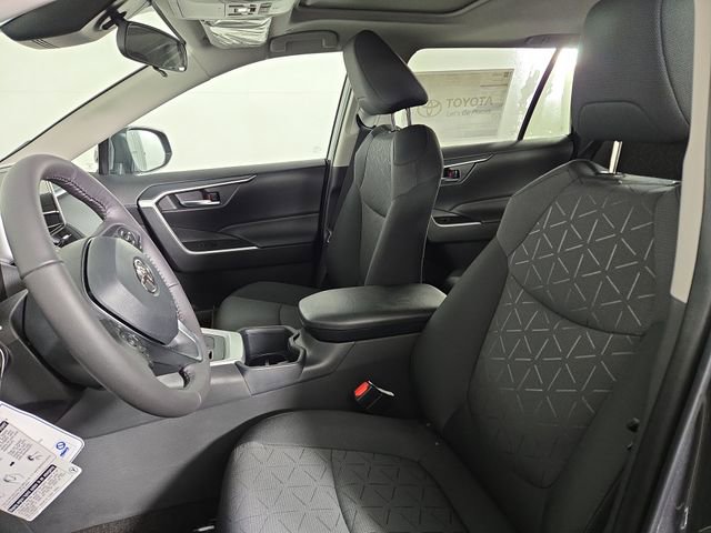New 2025 Toyota RAV4 XLE image 15