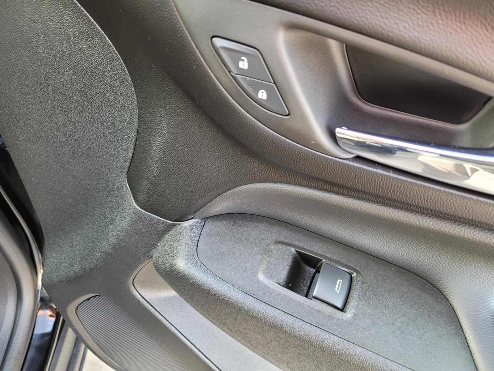 Used 2024 Chevrolet Equinox LT image 8