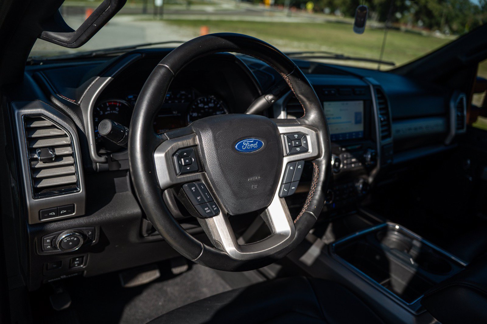 Used 2021 Ford F450 Platinum AWD/4WD image 6