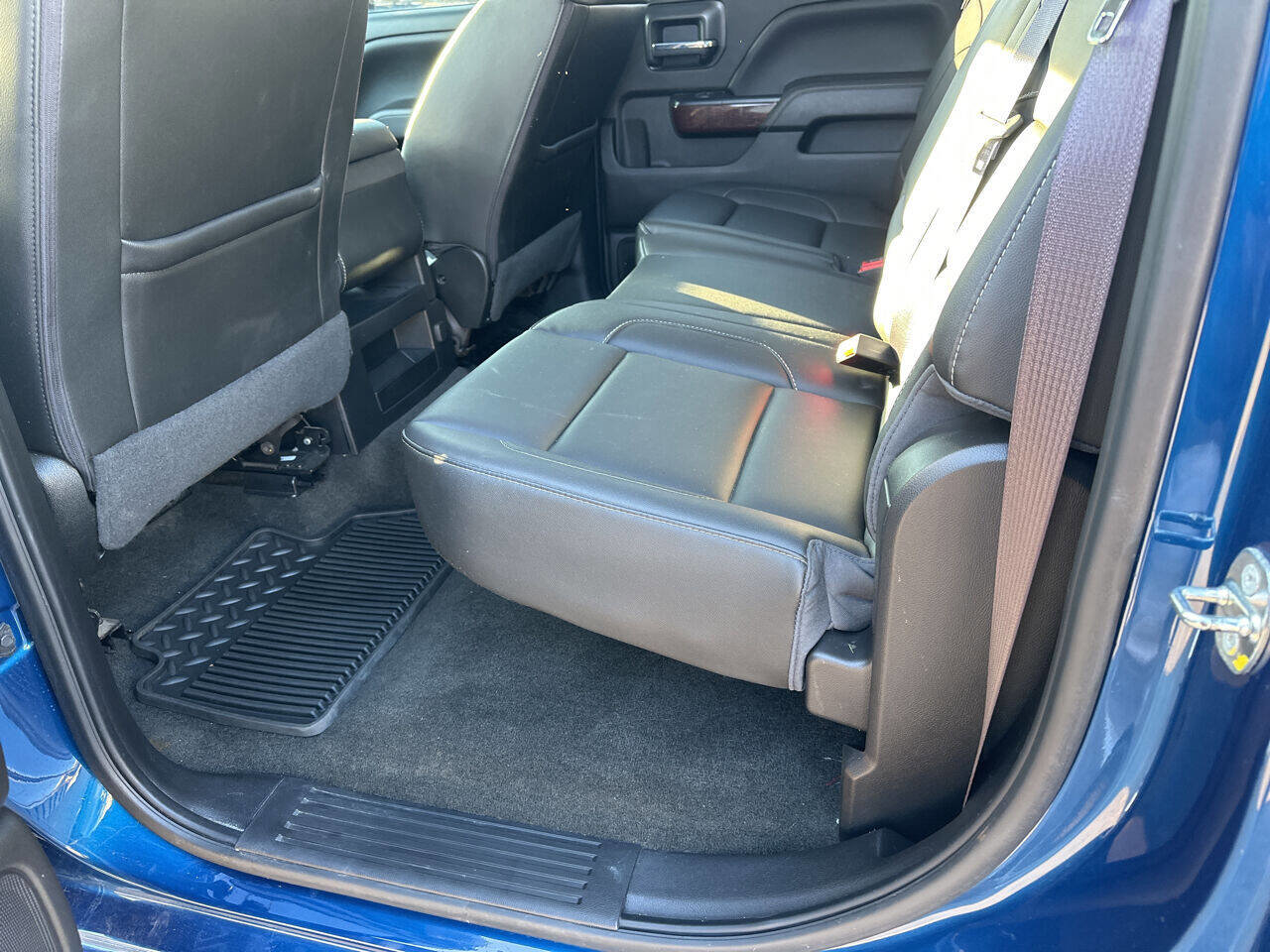 Used 2017 GMC Sierra 2500 SLE image 26