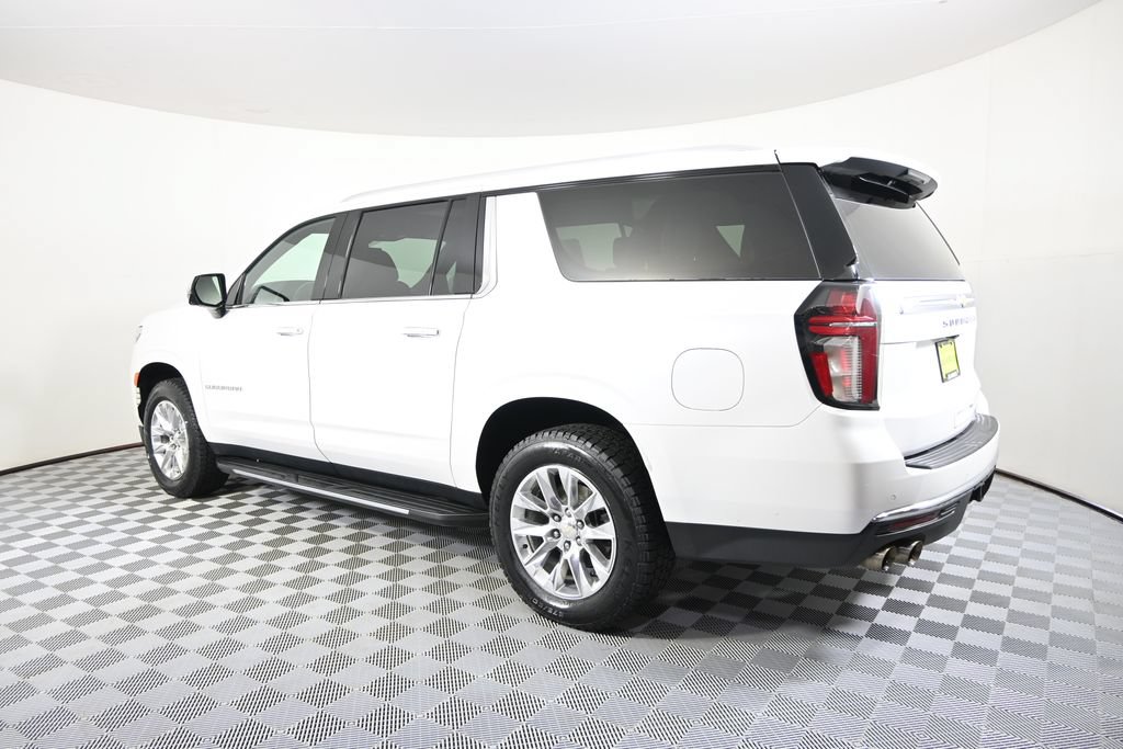 Used 2021 Chevrolet Suburban Premier w/ Premium Package AWD/4WD image 4